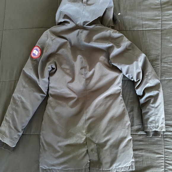 Canada Goose Jacket - Picture 11 of 16